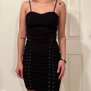 Brand: H&M
Size: 4
Color: Black